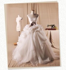 画像1: LJオーダー高品質2012新作VERA風本格挙 結婚ウェディングドレス 海外挙式　舞台衣装