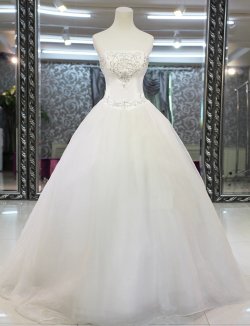 画像1: サイズオーダー無料高品質ミカドサテン高級刺繍ビスチェウェディングドレス結婚式前撮り挙式結婚式花嫁衣装