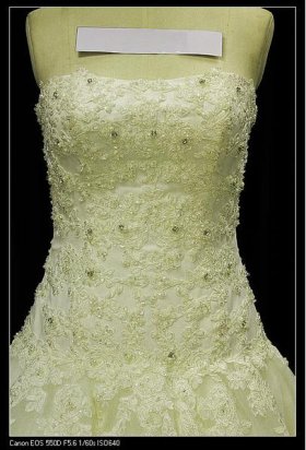 画像:  LJオーダー豪華刺繍ウェディングドレス本格USA結婚ハワイ挙式  本格ハワイ シンデレラ HISAKOスタイル